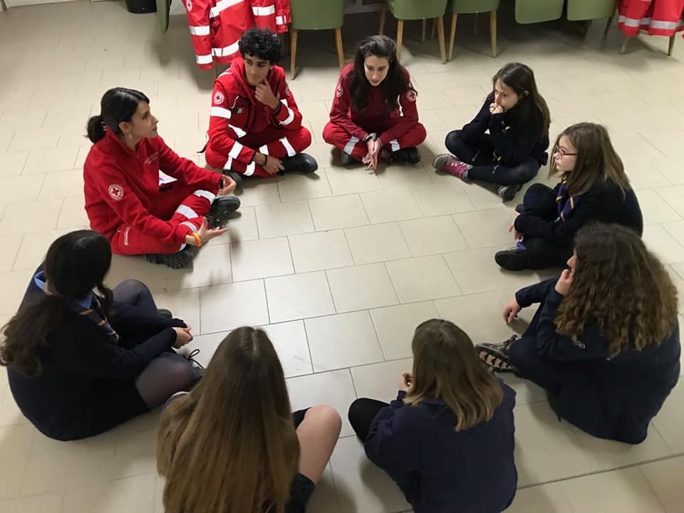 Le attività dei Giovani CRI per la giornata in Piazza San Iacopo